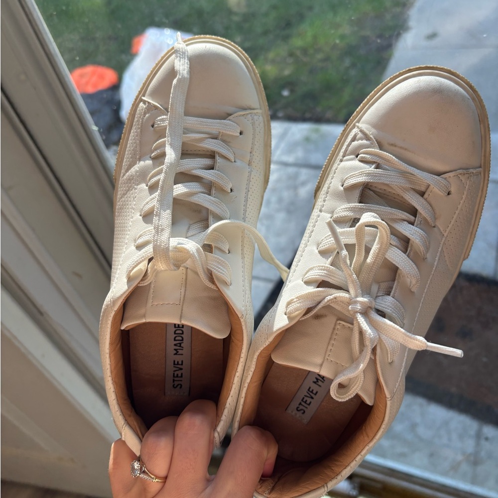 Steve Madden Cream Lace-Up Sneakers